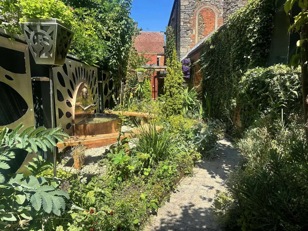 Heart of the Tribe Art Gallery in Glastonbury